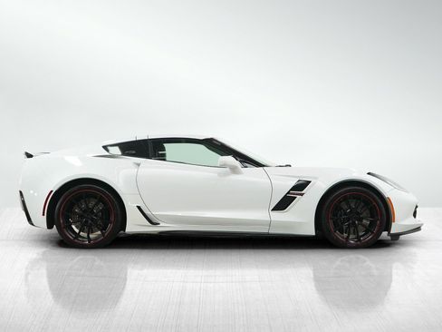 Used 2019 Chevrolet Corvette Grand Sport RWD image 6