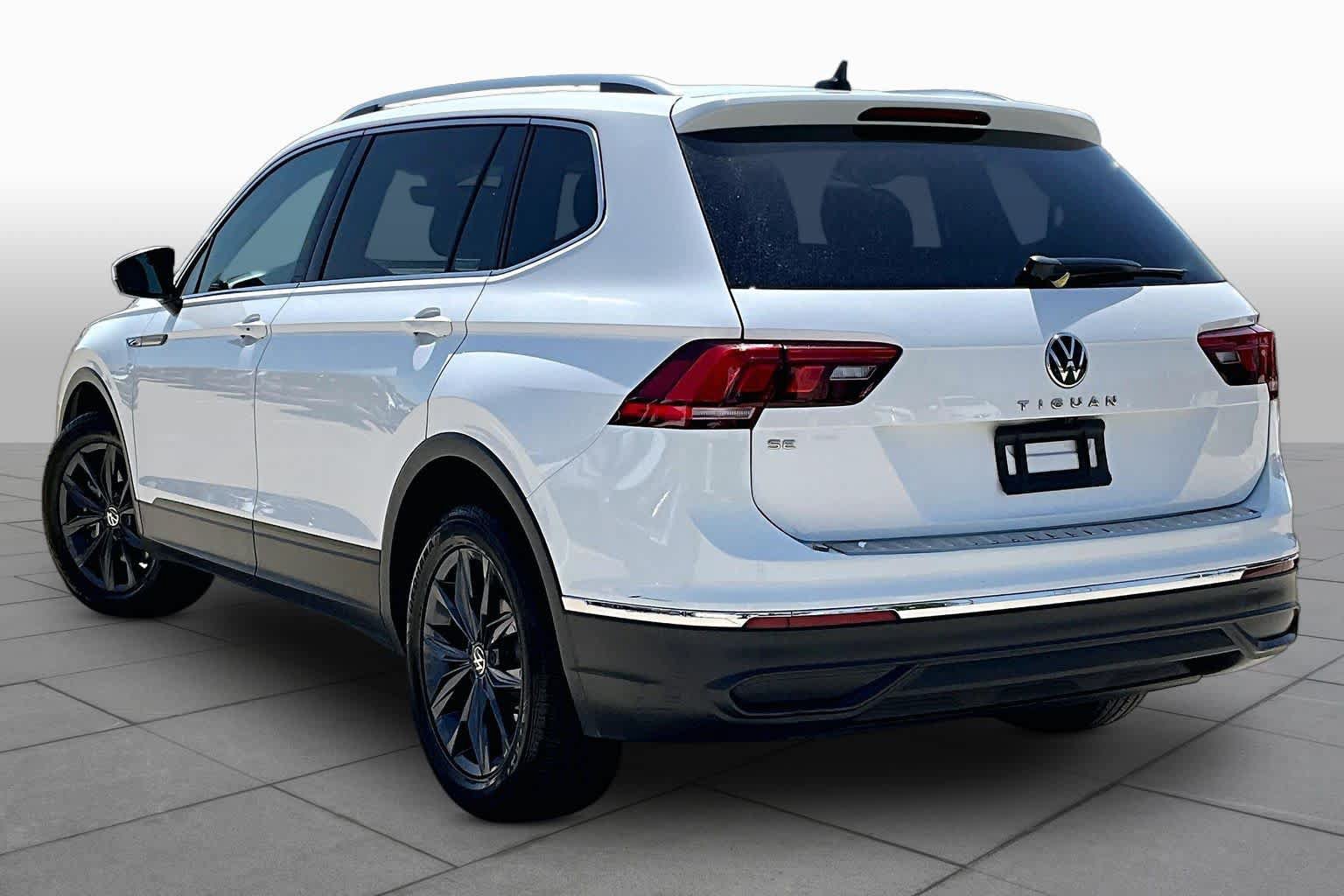 Used 2022 Volkswagen Tiguan SE FWD image 21