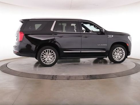 Used 2024 GMC Yukon SLT AWD/4WD image 6