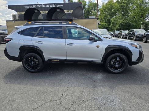 Used 2022 Subaru Outback Wilderness AWD/4WD image 2
