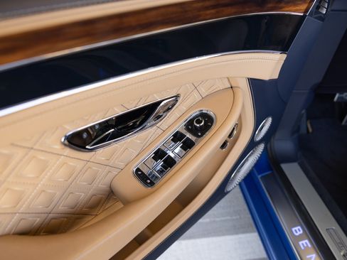 Used 2020 Bentley Continental GT V8 AWD/4WD image 43