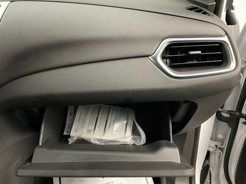 Certified 2024 Chevrolet Equinox LT FWD image 26