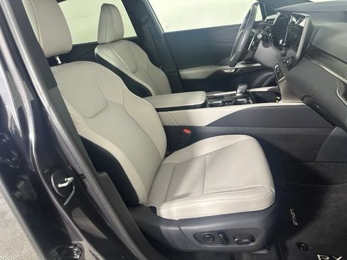 Used 2025 Lexus RX 350 AWD image 26
