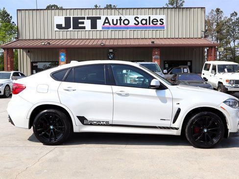 Used 2017 BMW X6 xDrive50i image 8
