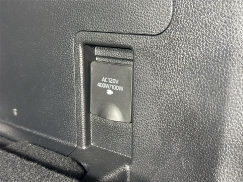 Certified 2024 Toyota Sequoia Platinum AWD/4WD image 39