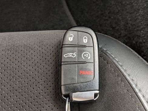 Certified 2022 Dodge Challenger R/T w/ Plus Package image 25