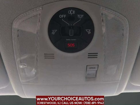 Used 2011 Toyota Prius Five image 10