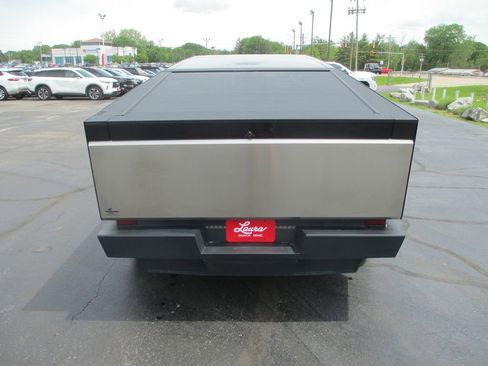 Used 2025 Tesla Cybertruck AWD Crew Cab image 4