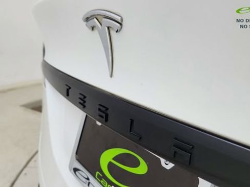 Used 2022 Tesla Model X AWD/4WD image 16
