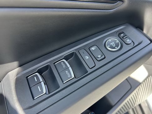 Certified 2025 Honda Accord SE image 16