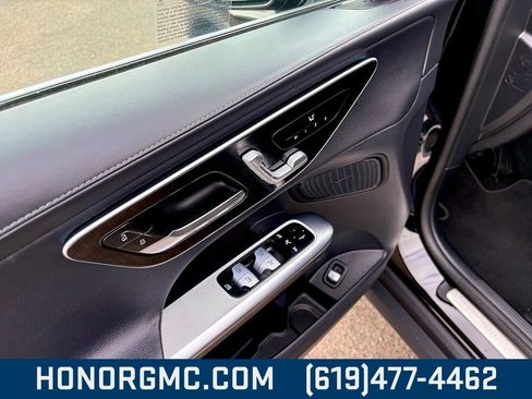 Used 2024 Mercedes-Benz GLC 300 image 14