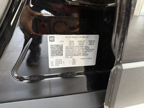 Used 2023 Cadillac XT4 Premium Luxury FWD image 39