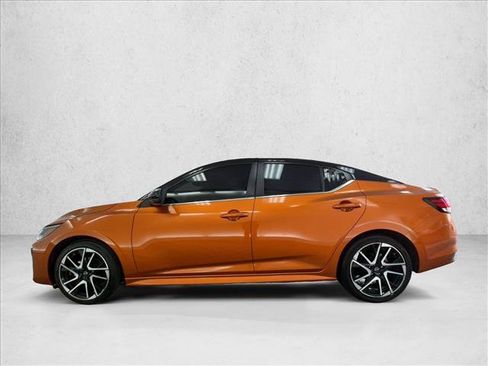 Used 2024 Nissan Sentra SR FWD image 9