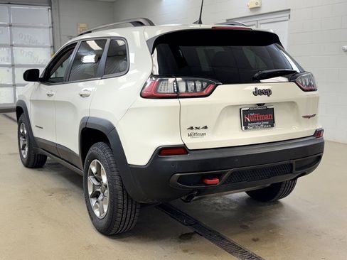 Used 2019 Jeep Cherokee Trailhawk w/ Cold Weather Group image 7