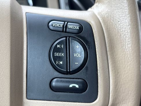 Used 2014 Ford Expedition XLT w/ Equipment Group 202A RWD image 21