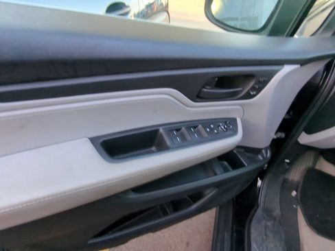 Used 2021 Honda Odyssey EX-L image 7