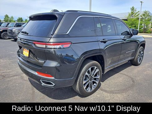 Used 2023 Jeep Grand Cherokee Overland AWD/4WD image 4