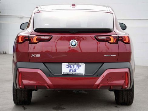 Used 2025 BMW X2 xDrive28i image 32