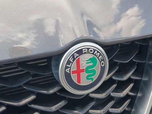 Used 2024 Alfa Romeo Giulia Ti w/ Active Assist Plus Package AWD/4WD image 13