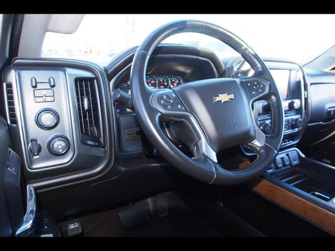 Used 2018 Chevrolet Silverado 3500 LTZ w/ Duramax Plus Package image 17