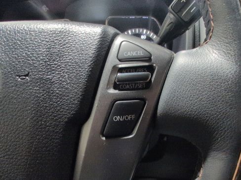 Used 2017 Nissan Titan Platinum Reserve image 17