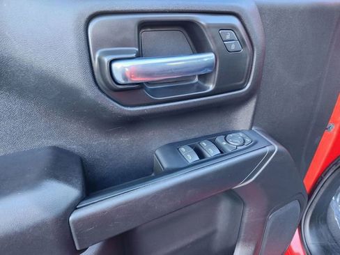 Used 2022 Chevrolet Silverado 1500 Custom image 20