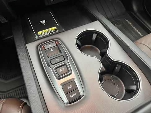 Used 2025 Honda Passport EX-L image 30