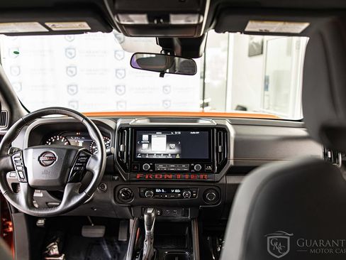 Used 2025 Nissan Frontier PRO-4X w/ Interior Protection Package AWD/4WD image 33