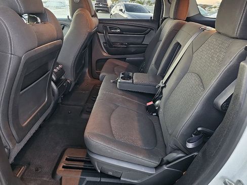 Used 2016 GMC Acadia SLE image 22