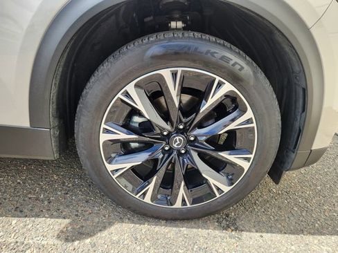 Used 2025 MAZDA CX-90 Plug-In Hybrid w/ Premium Plus AWD/4WD image 21