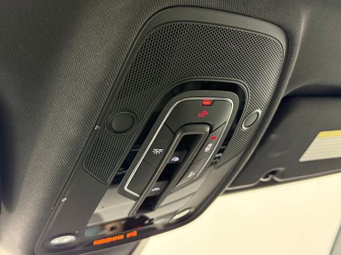 Used 2023 Audi Q8 Premium Plus w/ Premium Plus Package image 20