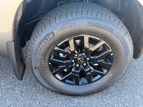 New 2026 Nissan Frontier SV w/ Tow Package image 10