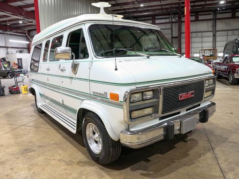 Used 1993 GMC G2500 Vandura RWD image 12