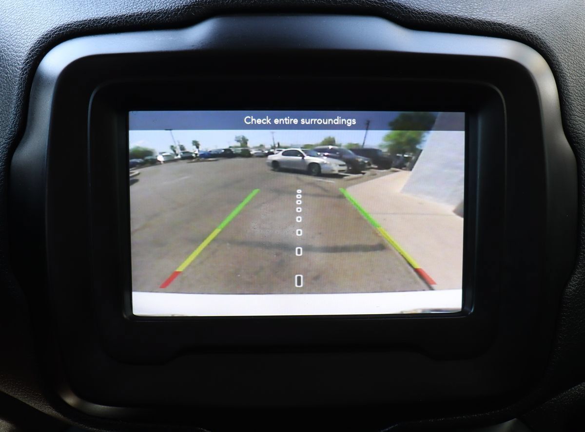 Used 2021 Jeep Renegade Latitude w/ Convenience Group FWD image 48