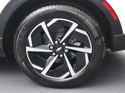 Used 2025 Chevrolet Equinox EV LT FWD image 33
