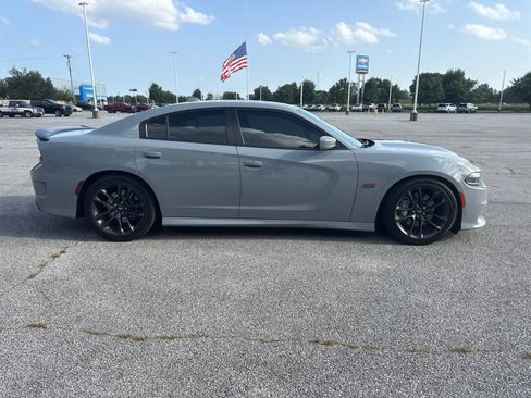 Used 2022 Dodge Charger Scat Pack w/ Plus Group RWD image 3