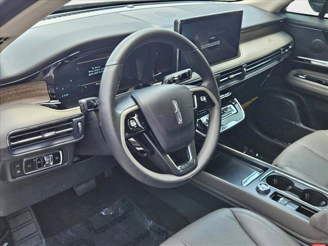 New 2024 Lincoln Corsair Grand Touring w/ Equipment Group 301A AWD/4WD image 3