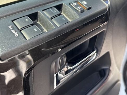 Used 2024 Toyota 4Runner TRD Off-Road image 13