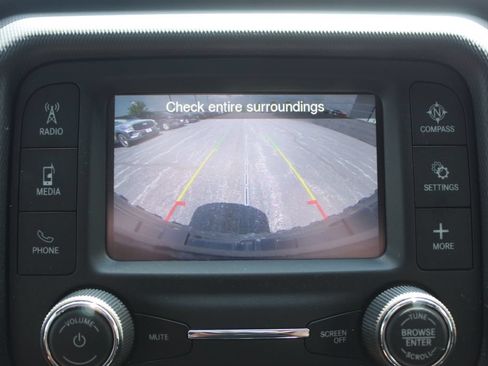Used 2018 Jeep Wrangler Unlimited Sport S AWD/4WD image 38