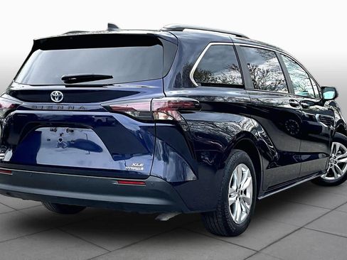 Certified 2024 Toyota Sienna XLE w/ XLE Plus Package AWD/4WD image 13