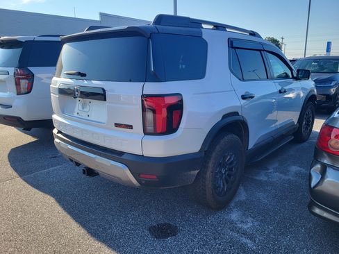 Certified 2026 Honda Passport TrailSport image 4