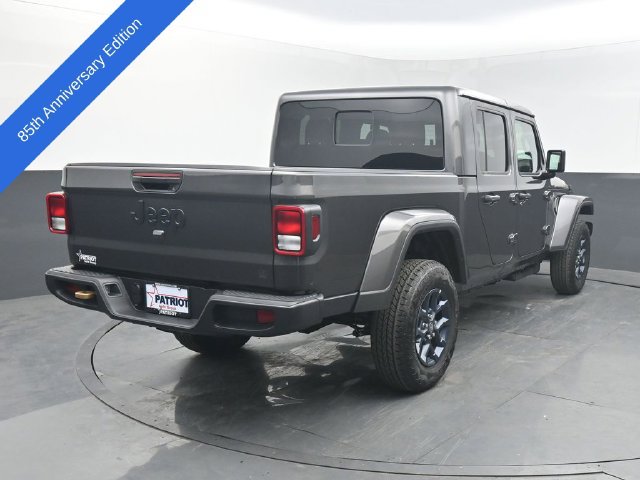 New 2026 Jeep Gladiator Sport AWD/4WD image 6