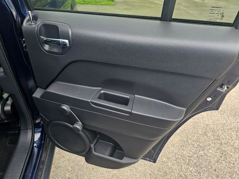 Used 2016 Jeep Patriot Sport FWD image 18
