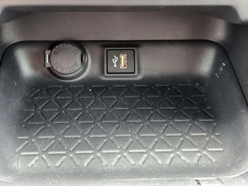 Used 2024 Toyota RAV4 SE AWD/4WD image 28