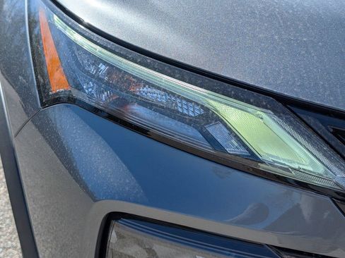 New 2026 Nissan Rogue SV FWD image 9