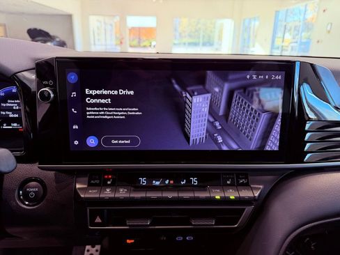 Used 2025 Toyota Camry XSE image 24