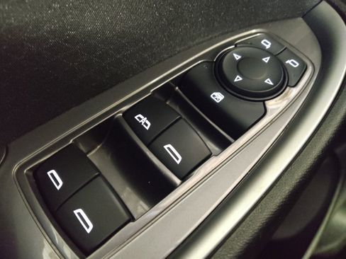 Used 2023 Chevrolet Malibu LT FWD image 27