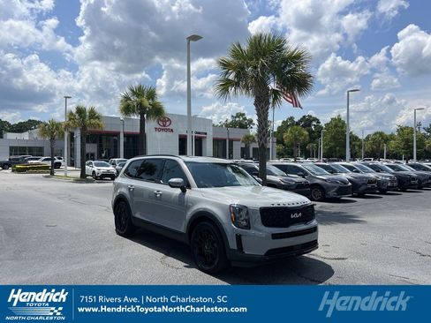Used 2022 Kia Telluride EX w/ EX Premium Package AWD/4WD image 1
