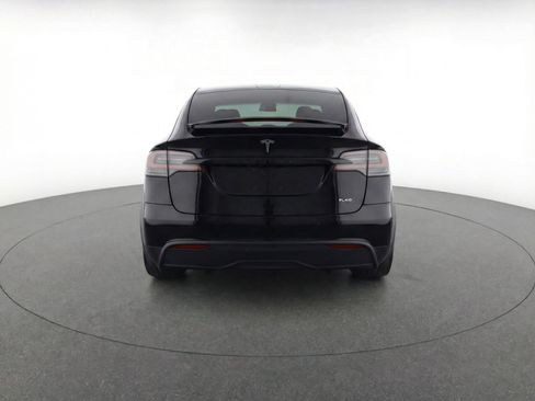 Used 2022 Tesla Model X Plaid image 4
