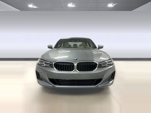 Used 2026 BMW 330i Sedan w/ Convenience Package RWD image 5